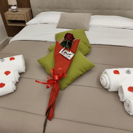 Casagiove B&B Chapeau المظهر الخارجي الصورة